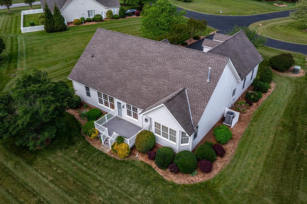 48 Old Field Road