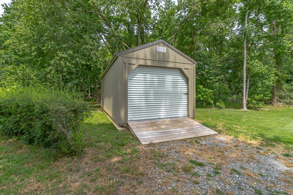 47 Edgewater Drive