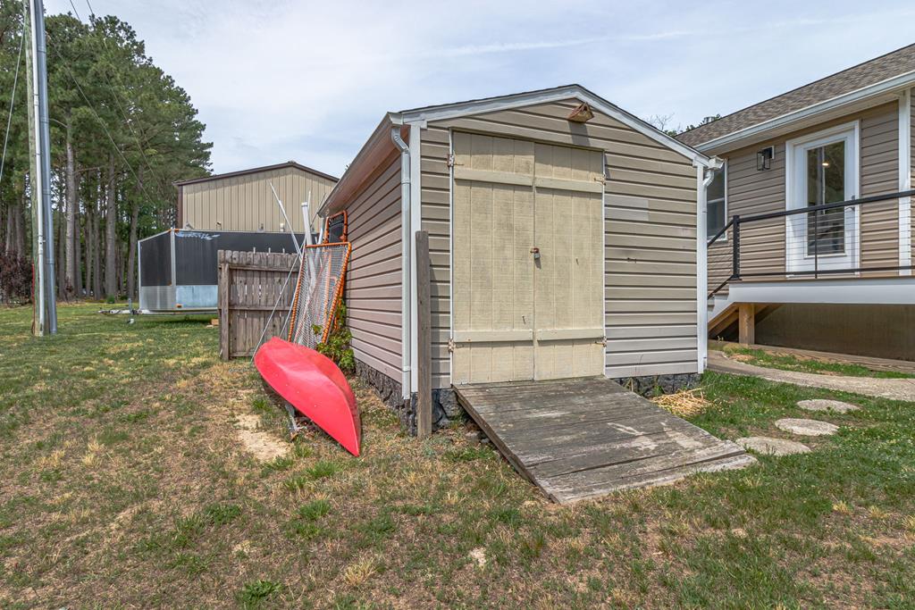 47 Edgewater Drive
