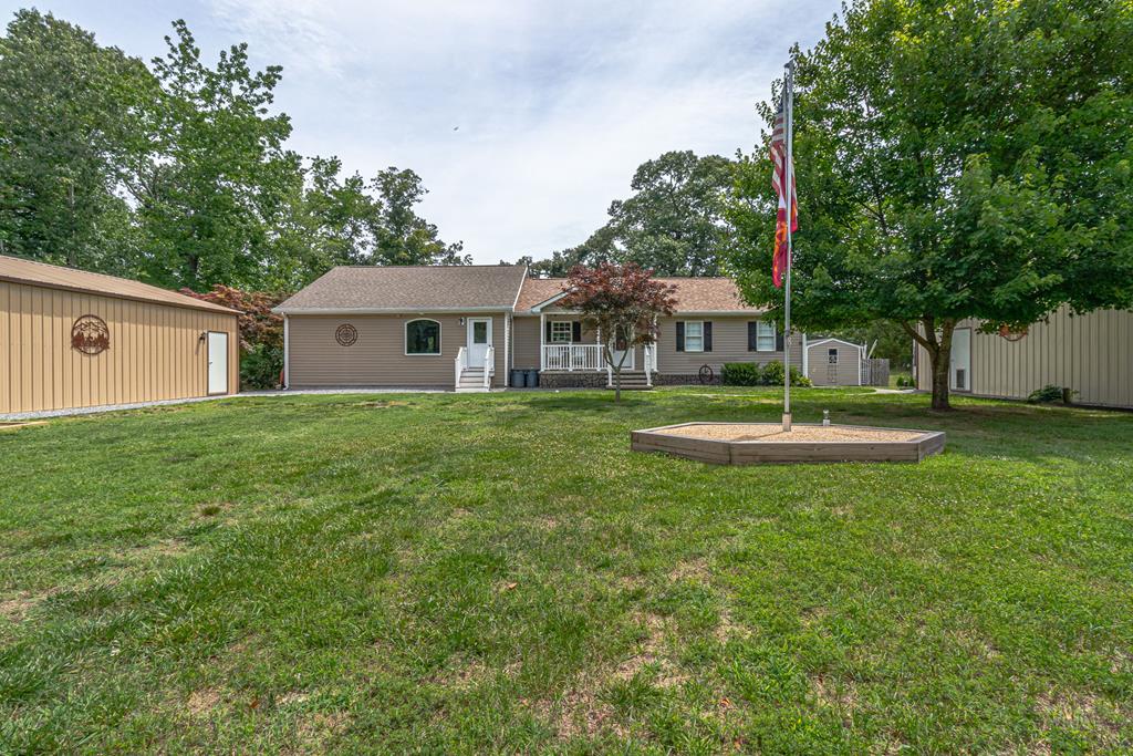 47 Edgewater Drive
