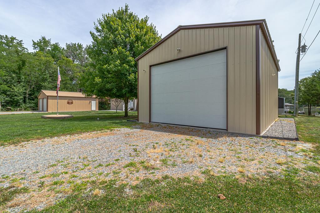 47 Edgewater Drive