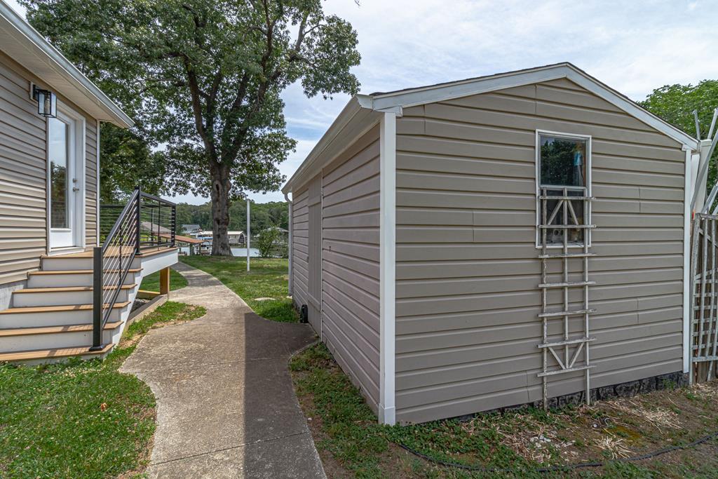 47 Edgewater Drive