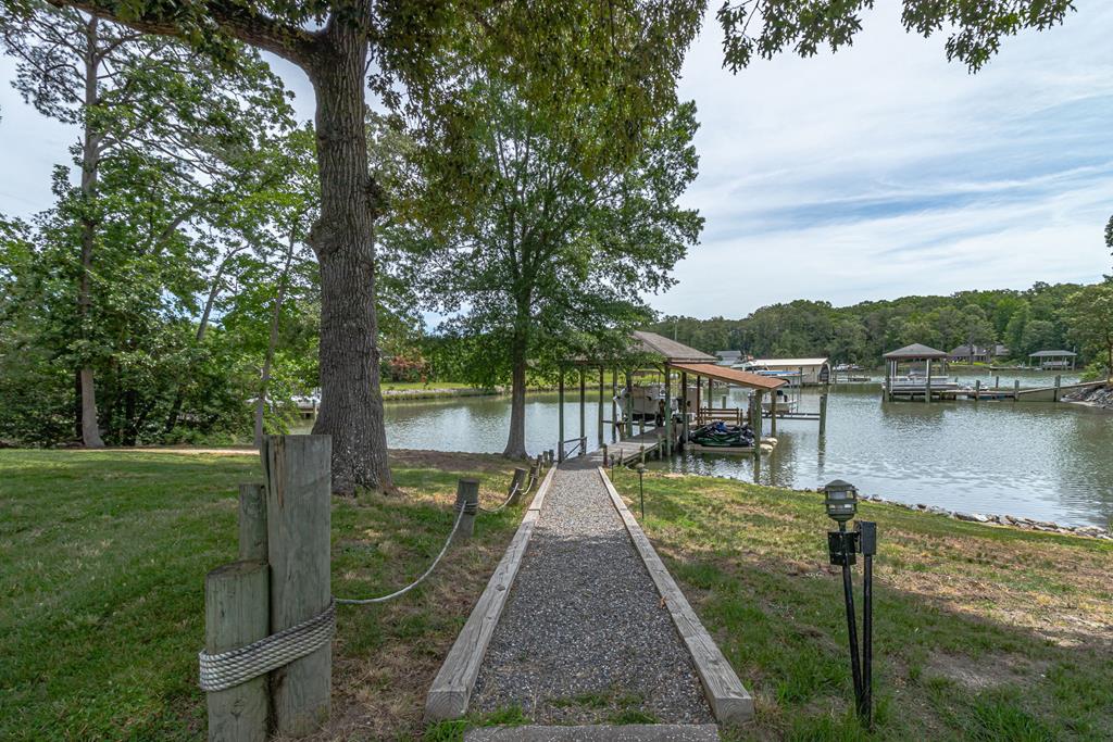 47 Edgewater Drive