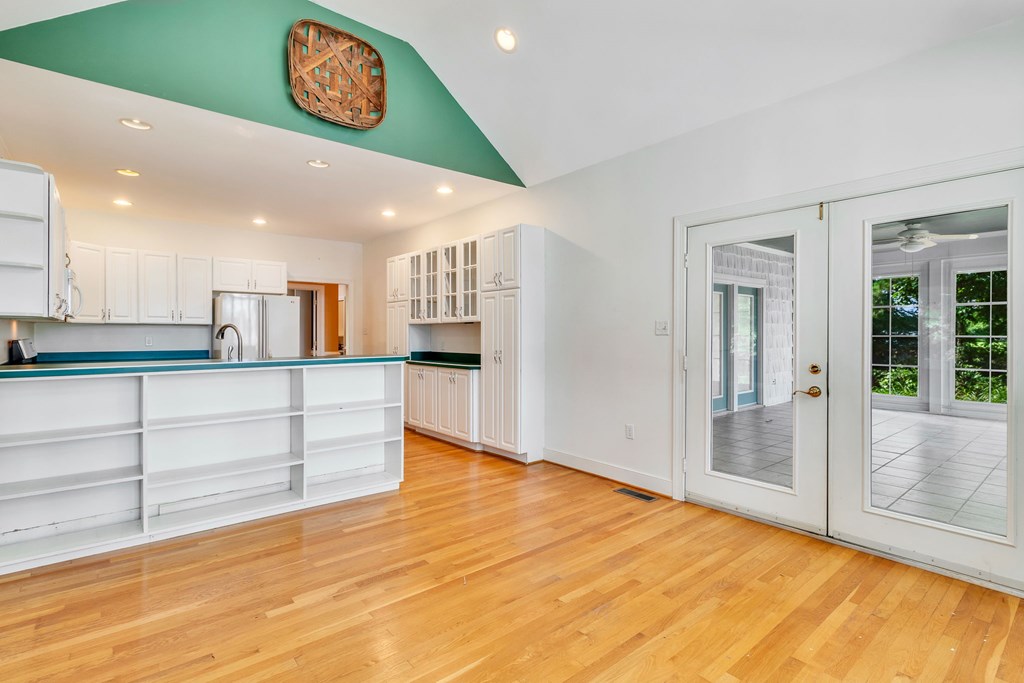 75 LaGrange Avenue
