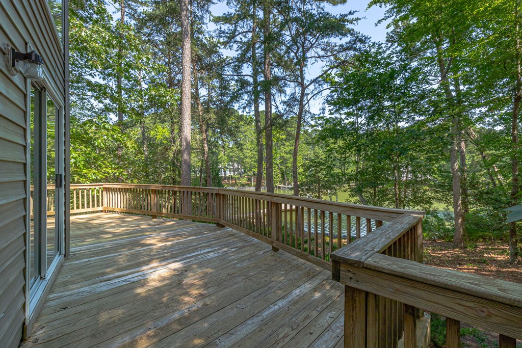 105 Emerald Cove Road