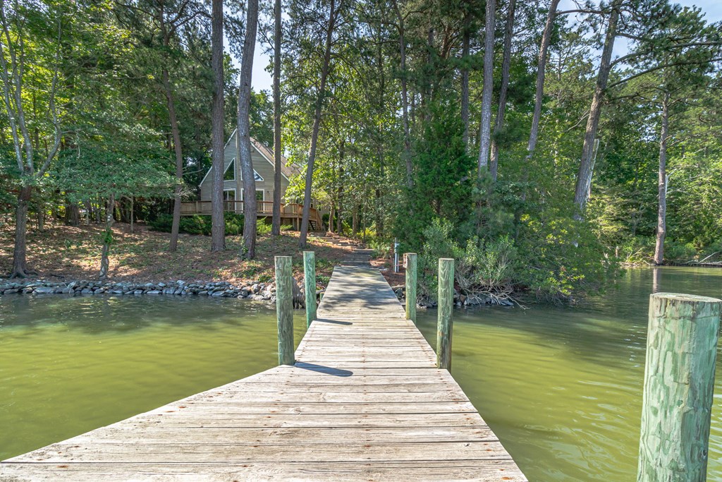 105 Emerald Cove Road