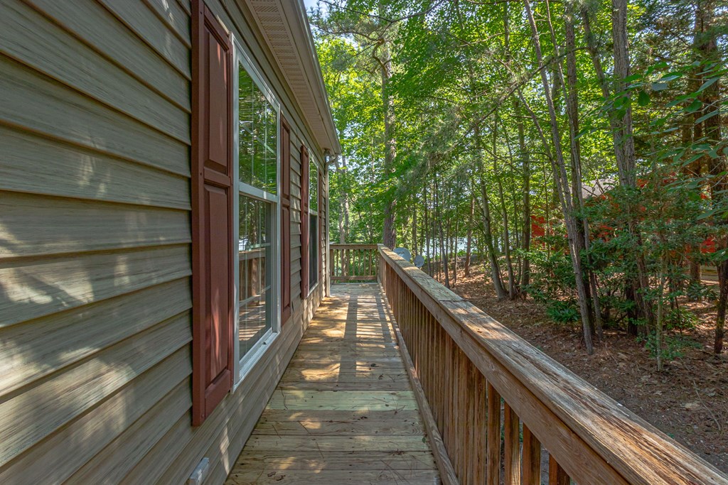 105 Emerald Cove Road