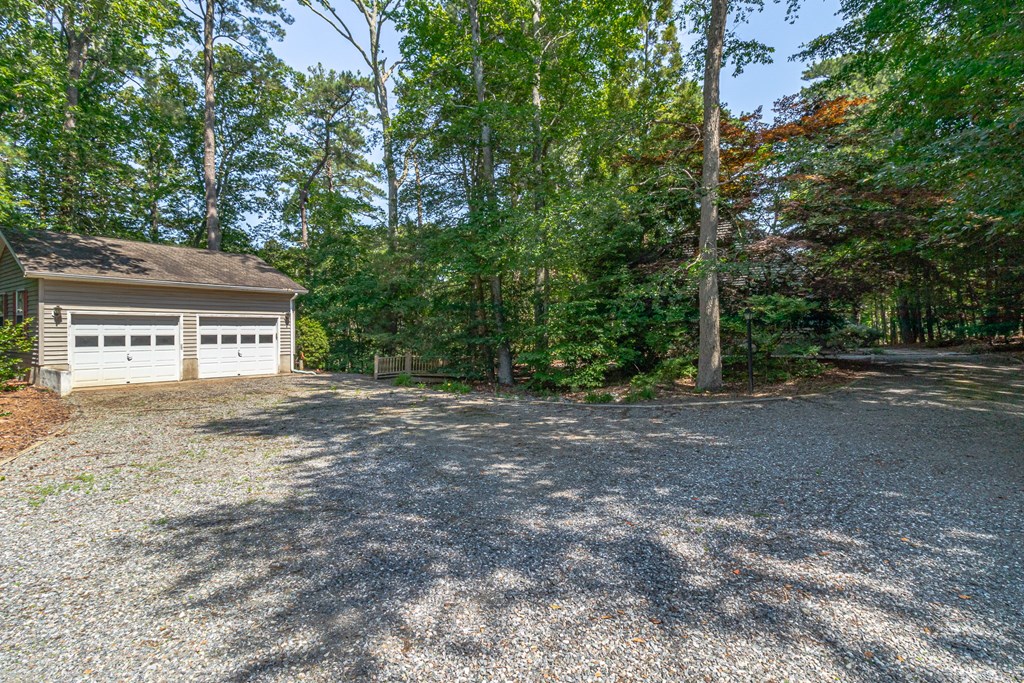 105 Emerald Cove Road