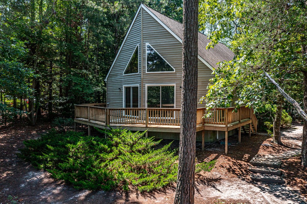 105 Emerald Cove Road