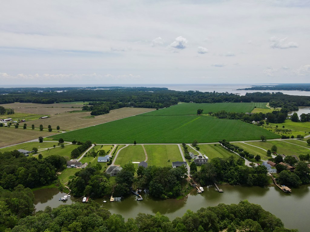 Lot 9 Captains Way