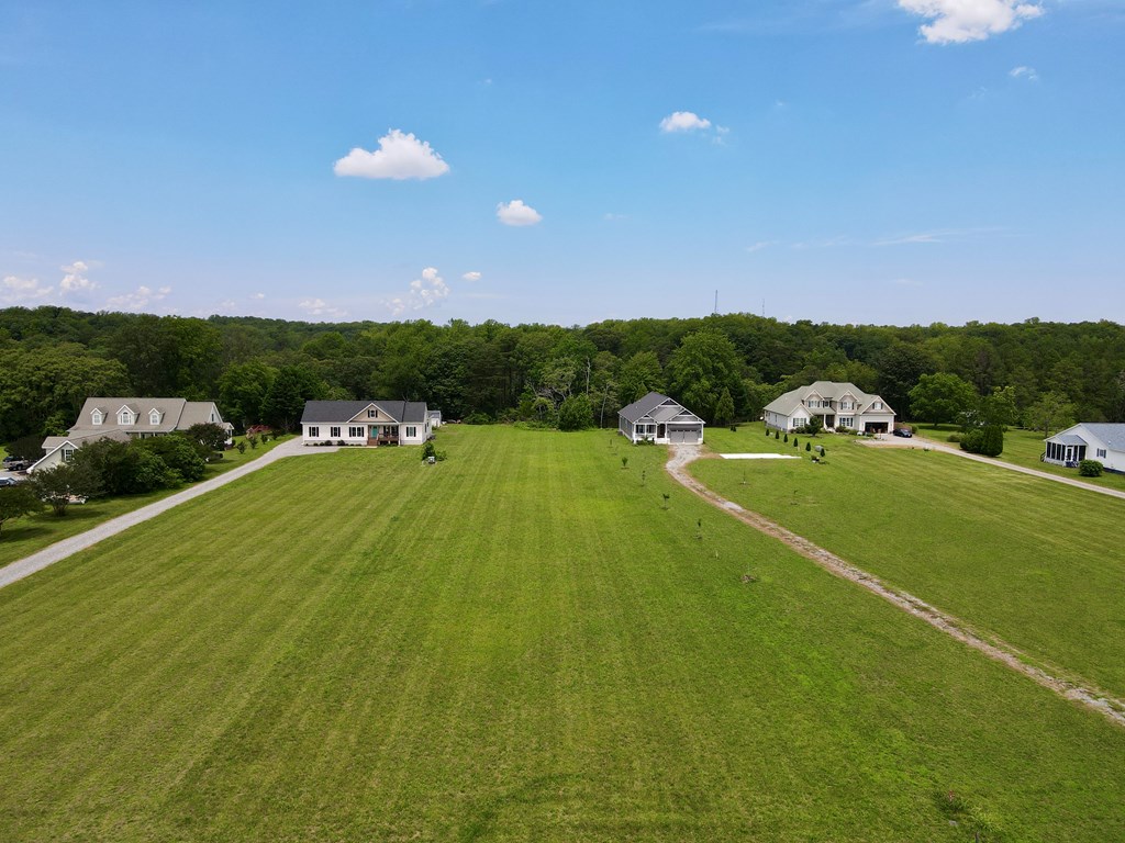 Lot 9 Captains Way