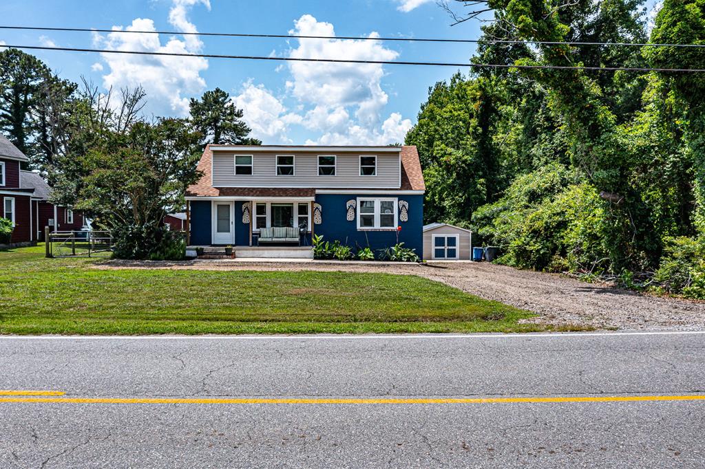 2082 Fairport Road