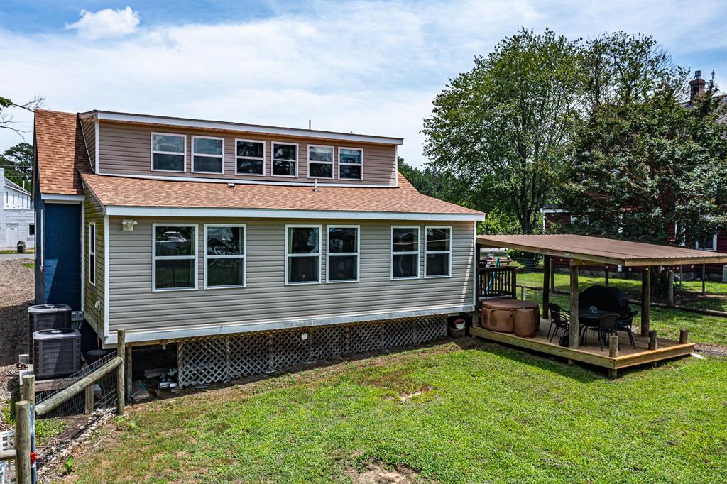 2082 Fairport Road