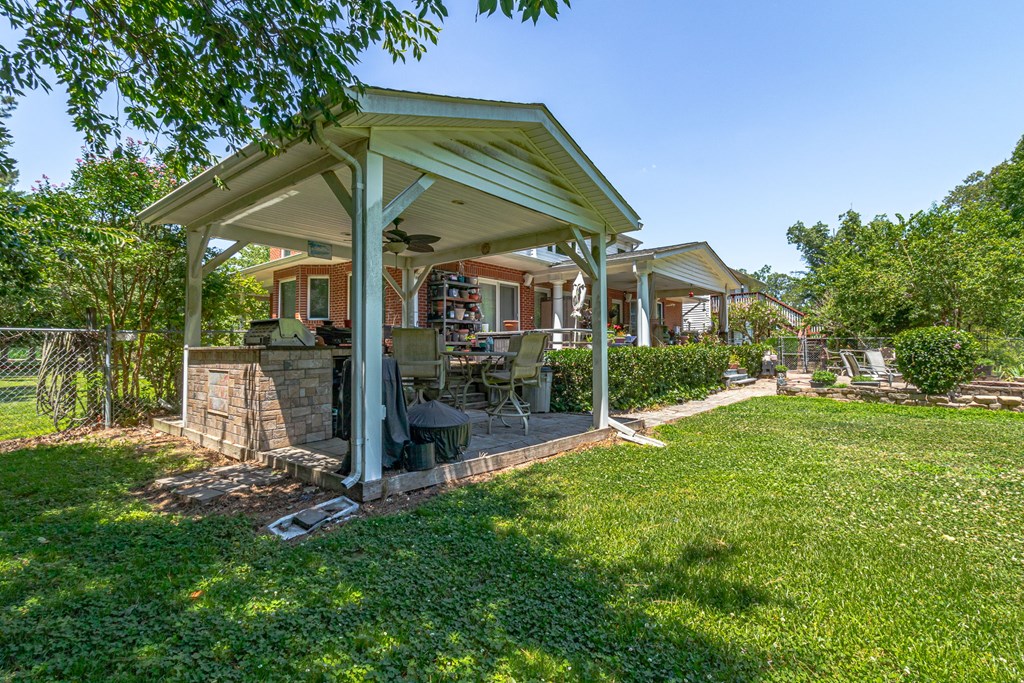 439 Burnt House Point Road
