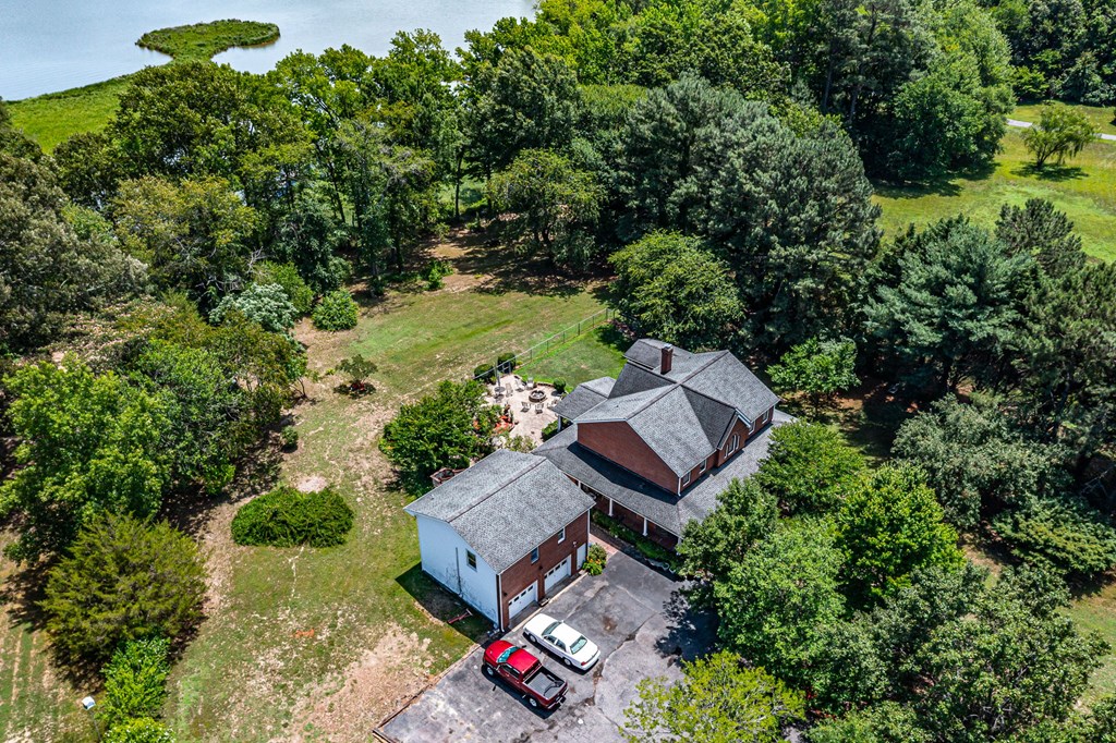 439 Burnt House Point Road