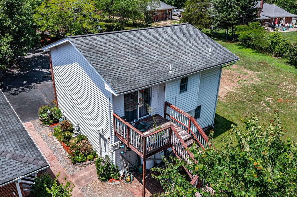 439 Burnt House Point Road