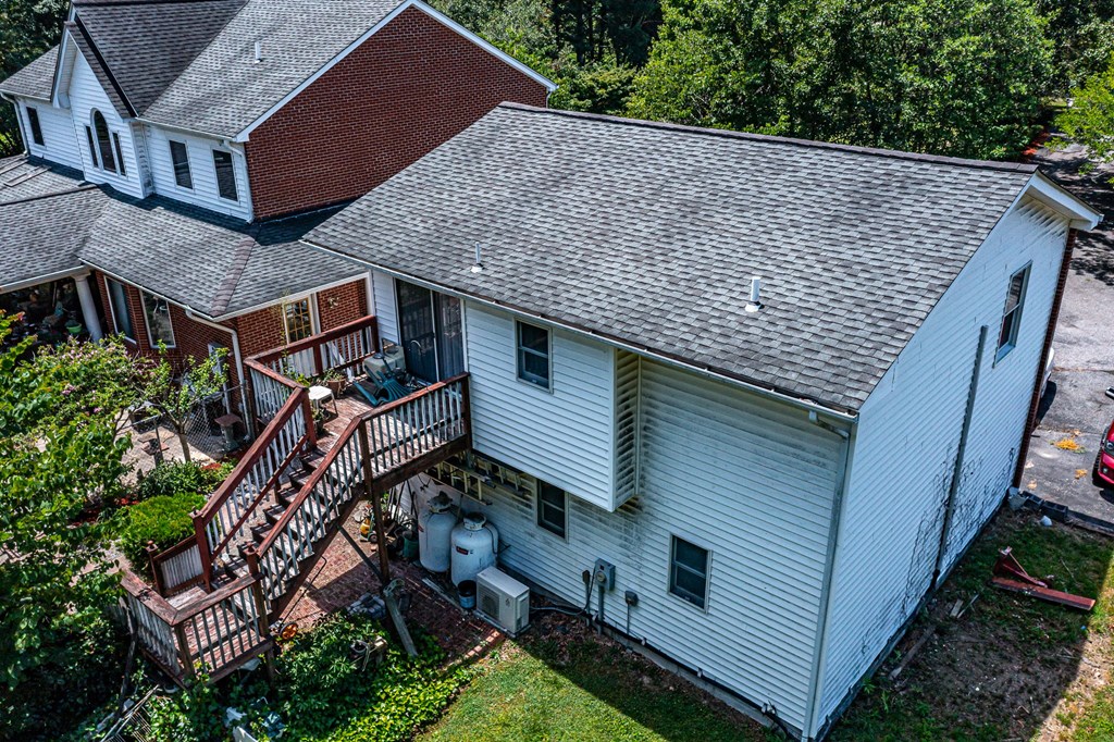 439 Burnt House Point Road