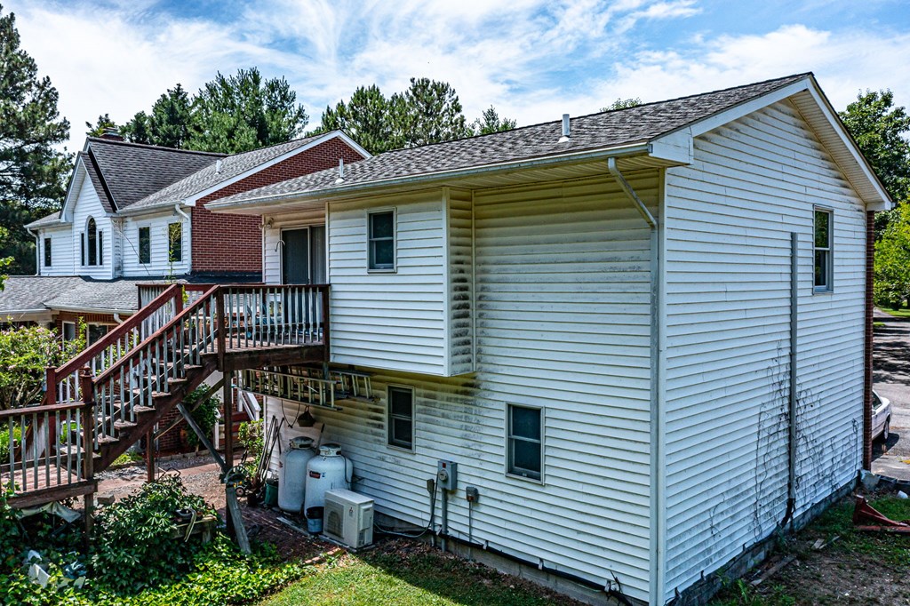 439 Burnt House Point Road