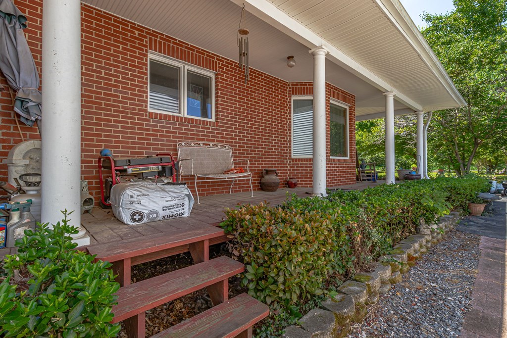 439 Burnt House Point Road