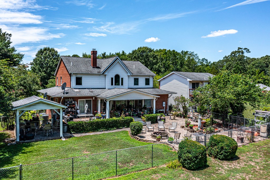 439 Burnt House Point Road
