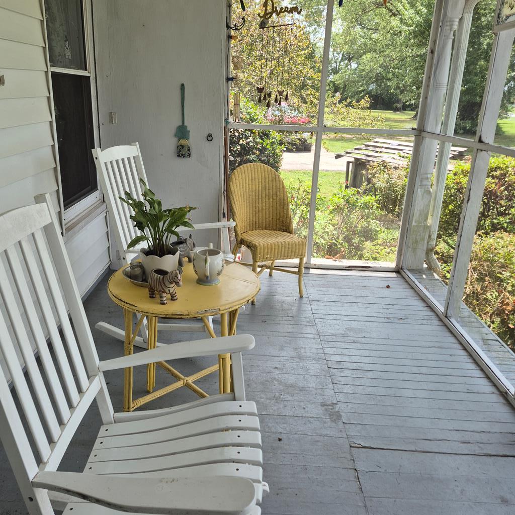 489 Fairport Road