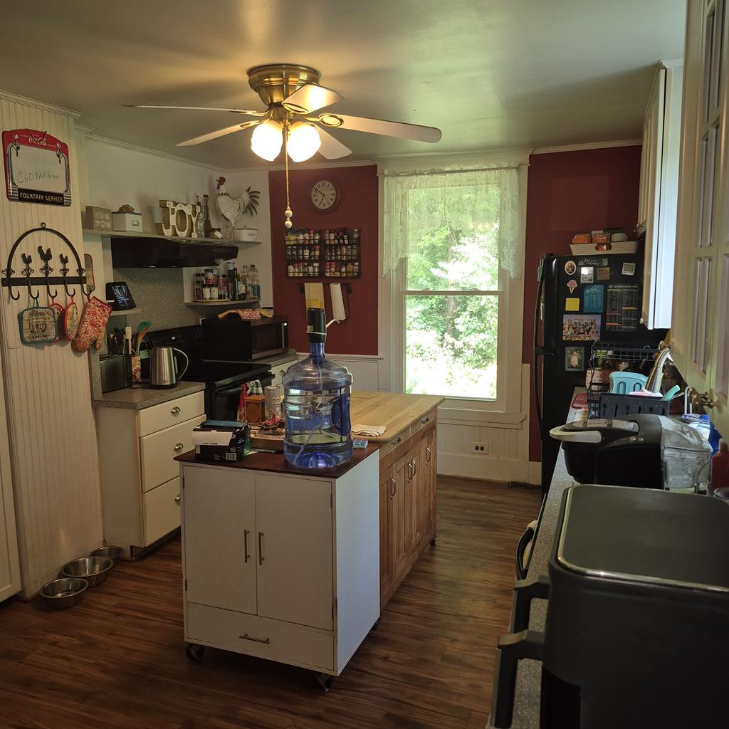 489 Fairport Road