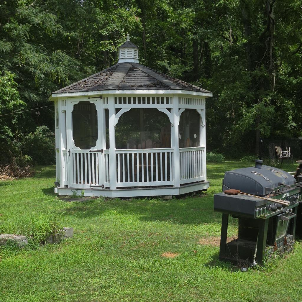 489 Fairport Road