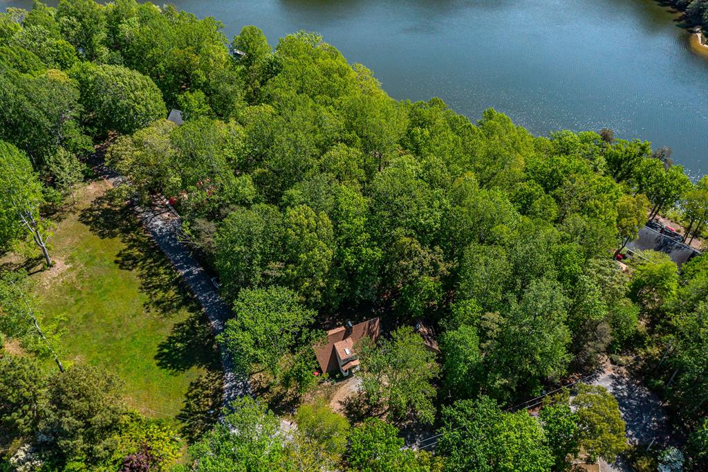 680 Riverview Dr