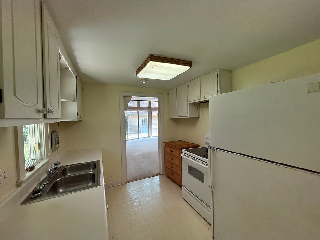 680 Riverview Dr