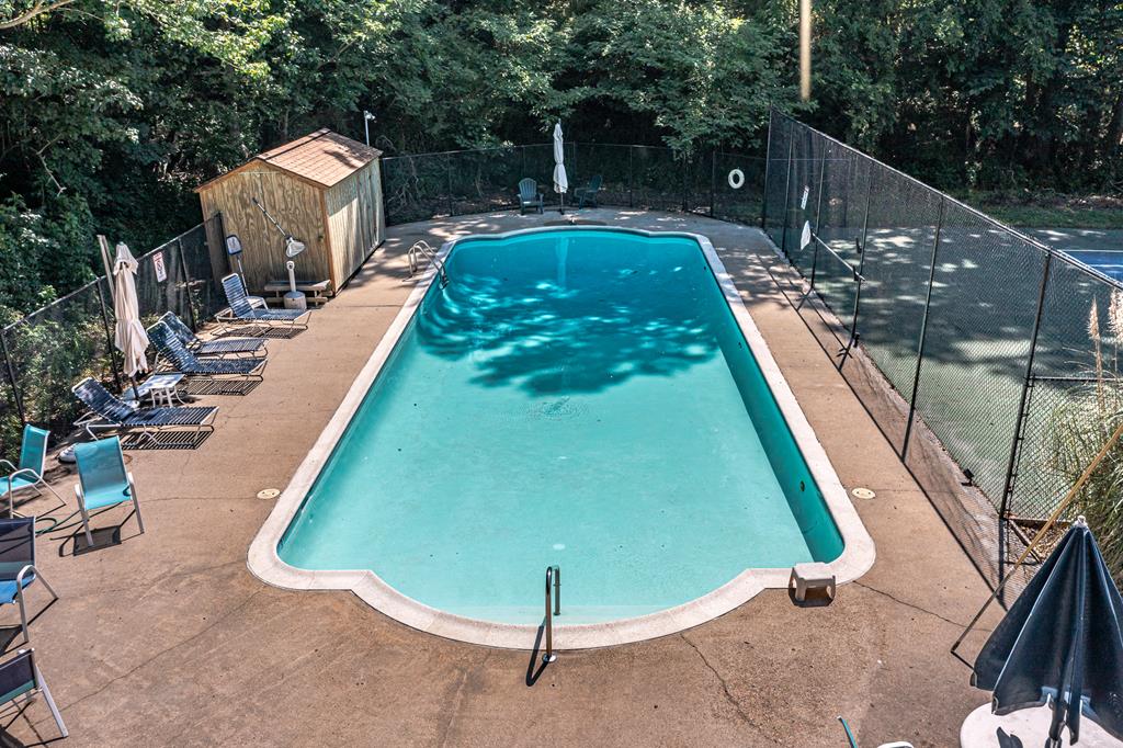 680 Riverview Dr