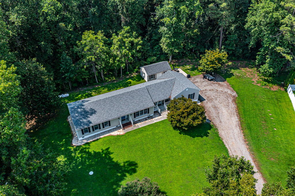 302 Hawthorne Ave