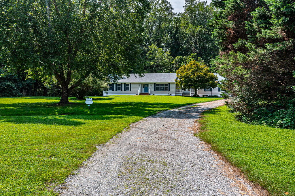 302 Hawthorne Ave