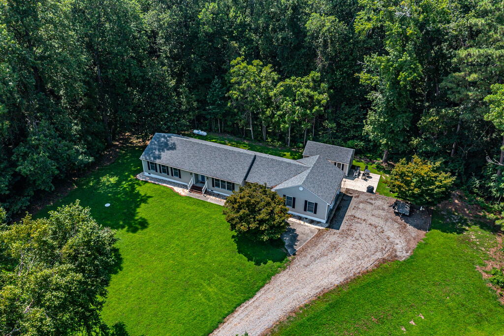 302 Hawthorne Ave