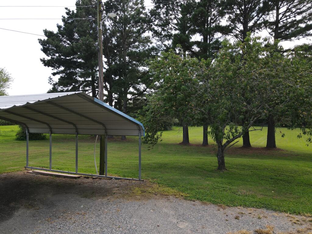 2628 Ridge Road