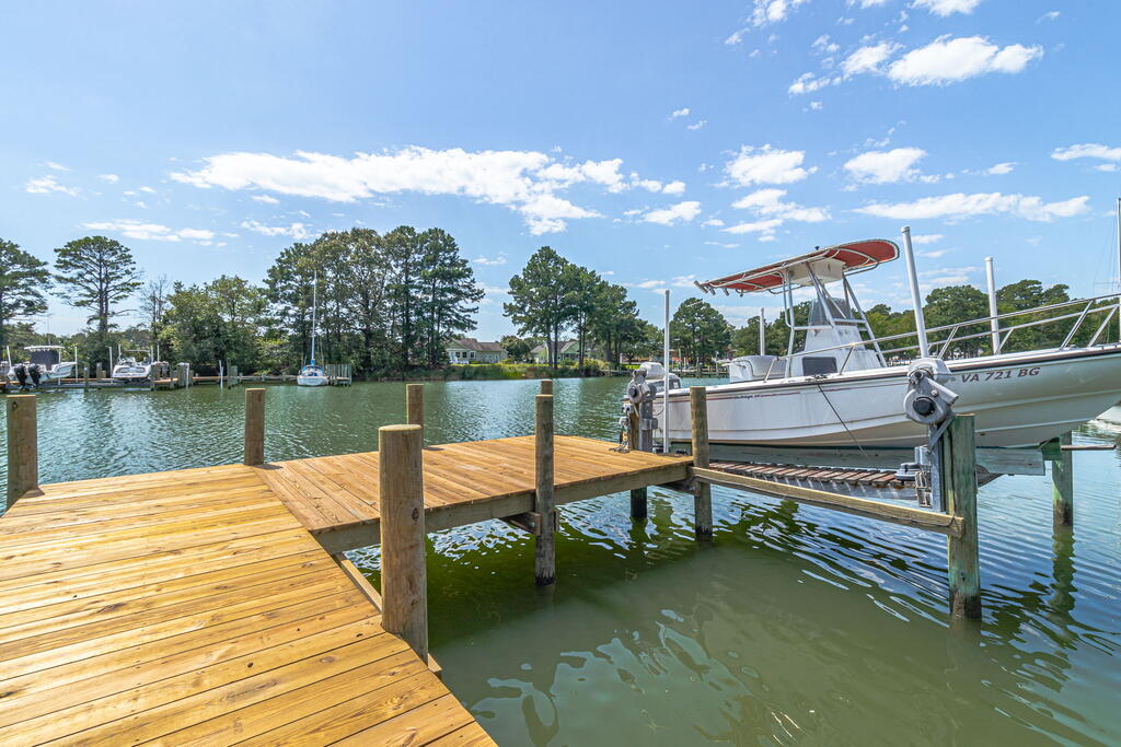75 Keel Court
