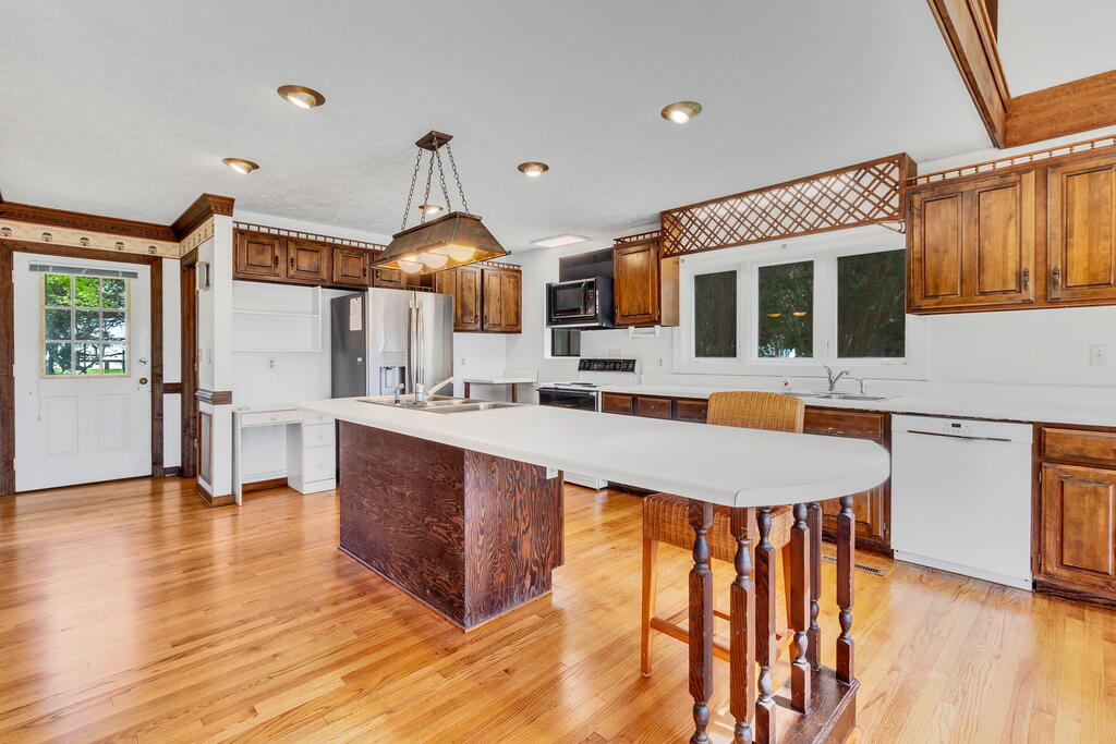 75 Keel Court