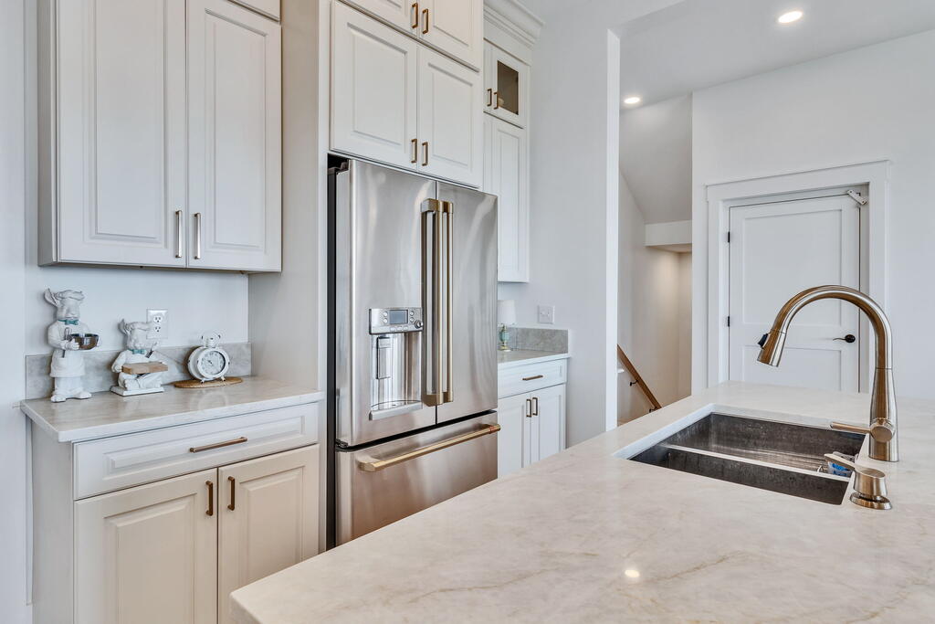 107 Galway Bay Lane