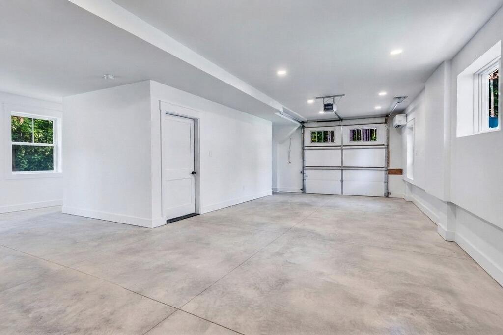 107 Galway Bay Lane