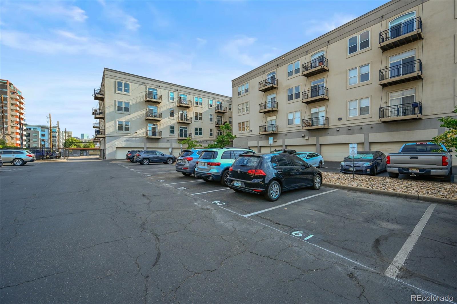 277 N Broadway Unit: 206