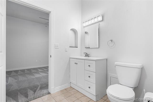 277 N Broadway Unit: 206