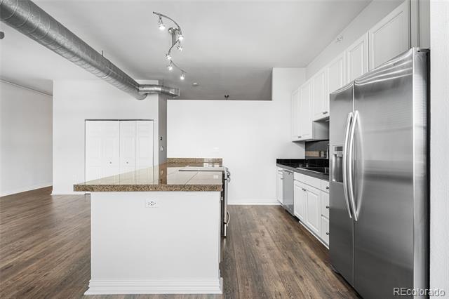 277 N Broadway Unit: 206