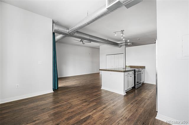 277 N Broadway Unit: 206