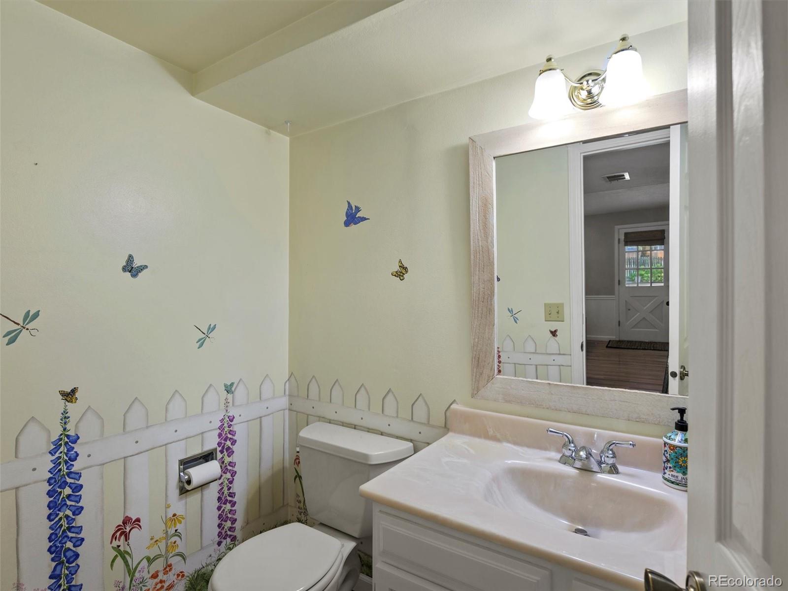 6392 S Newland Court