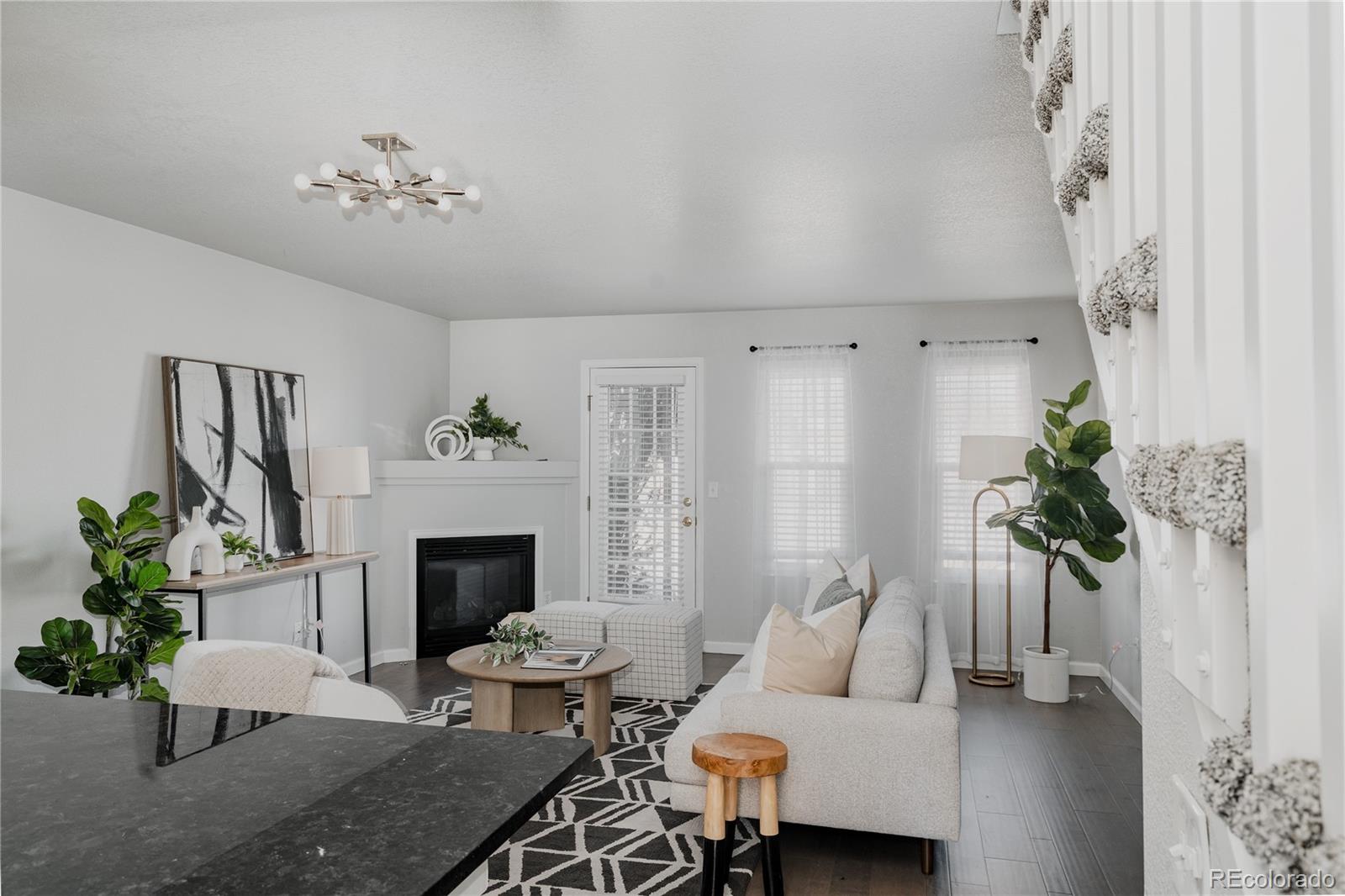 5081 Garrison Street Unit: 9