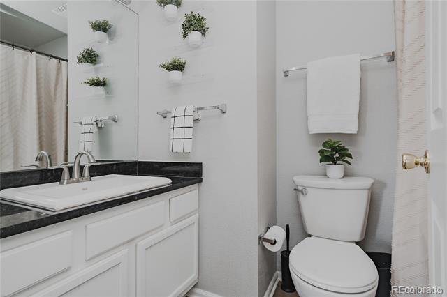 5081 Garrison Street Unit: 9