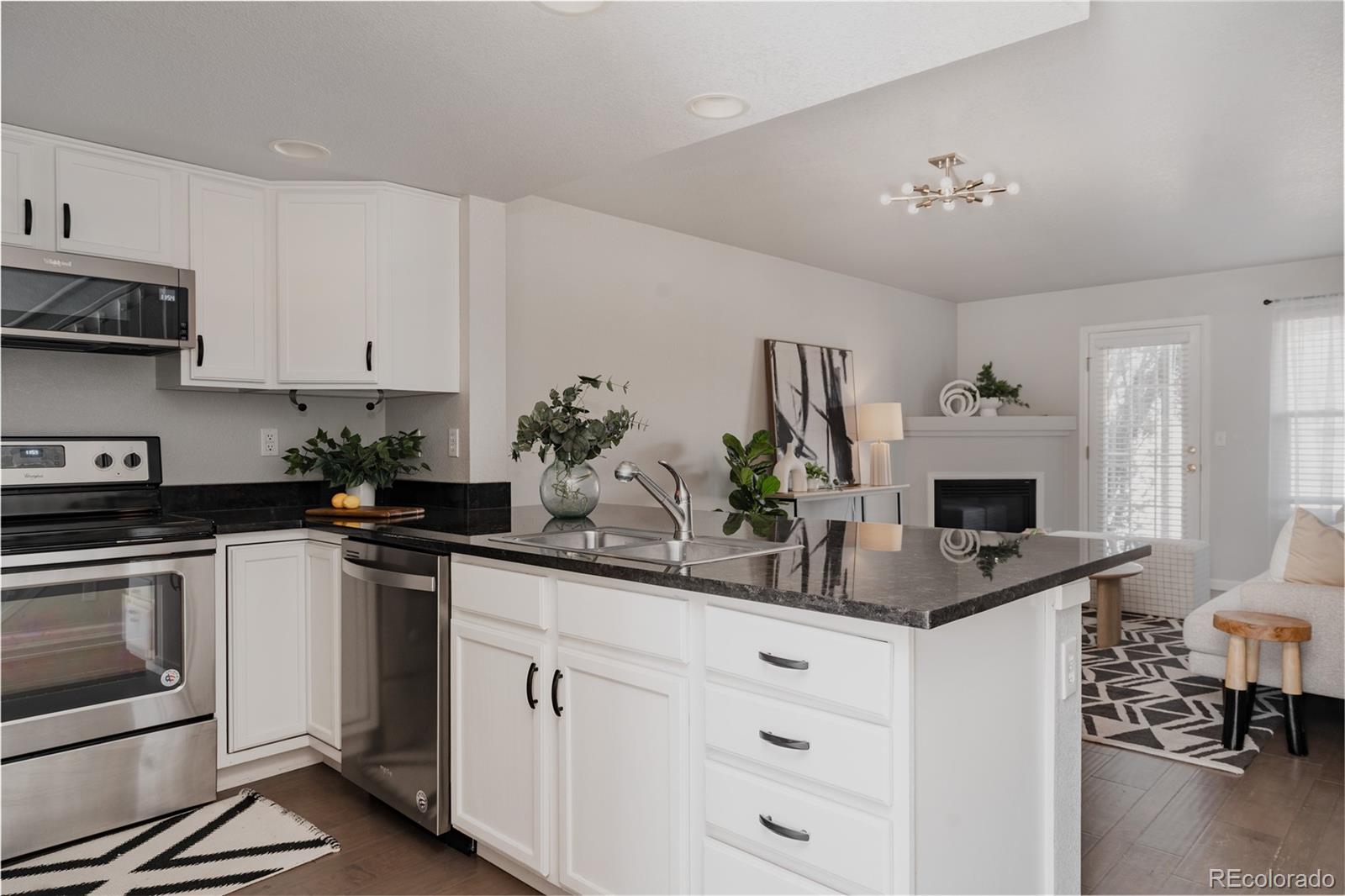 5081 Garrison Street Unit: 9