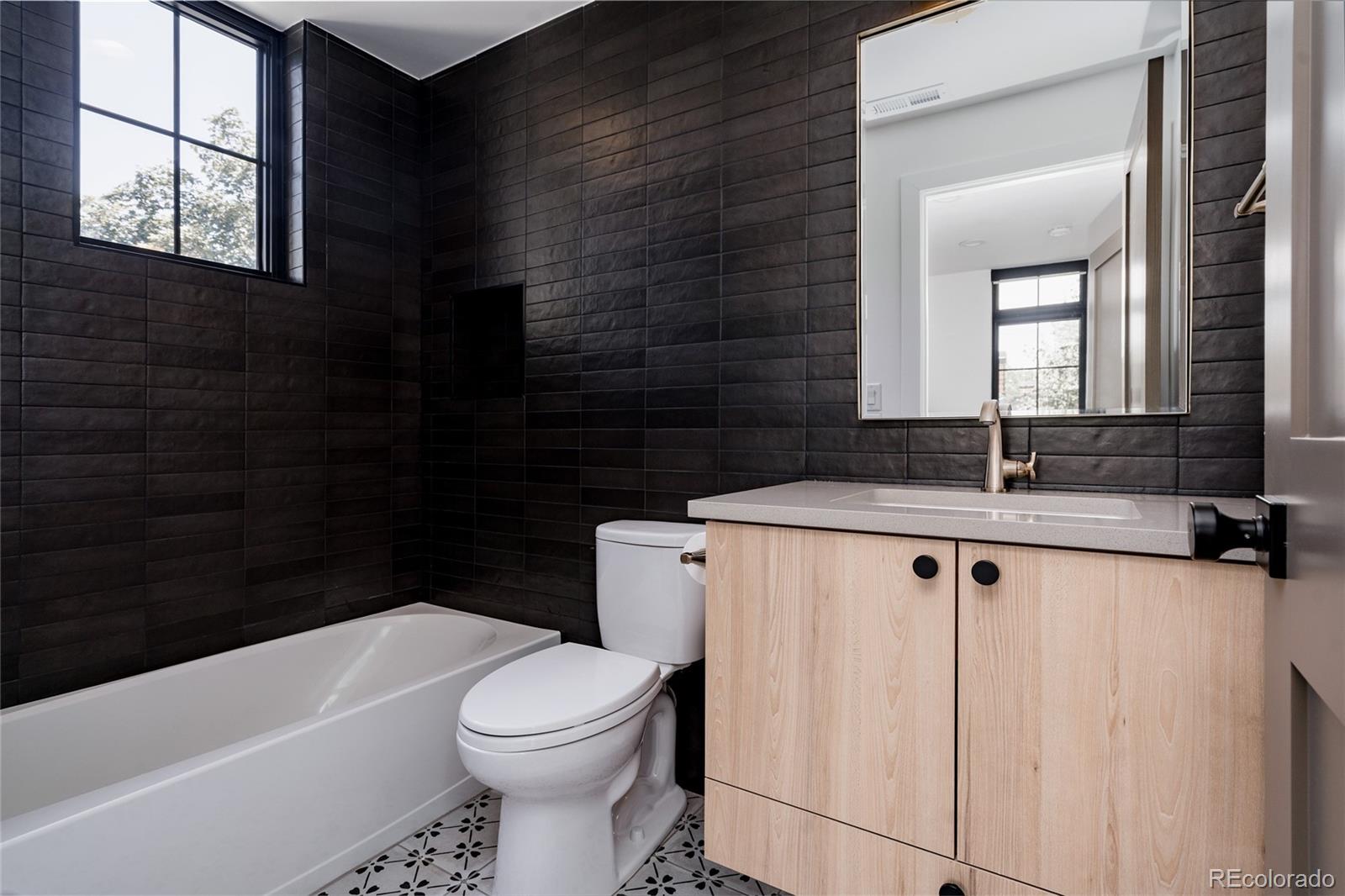 1271 Garfield Street