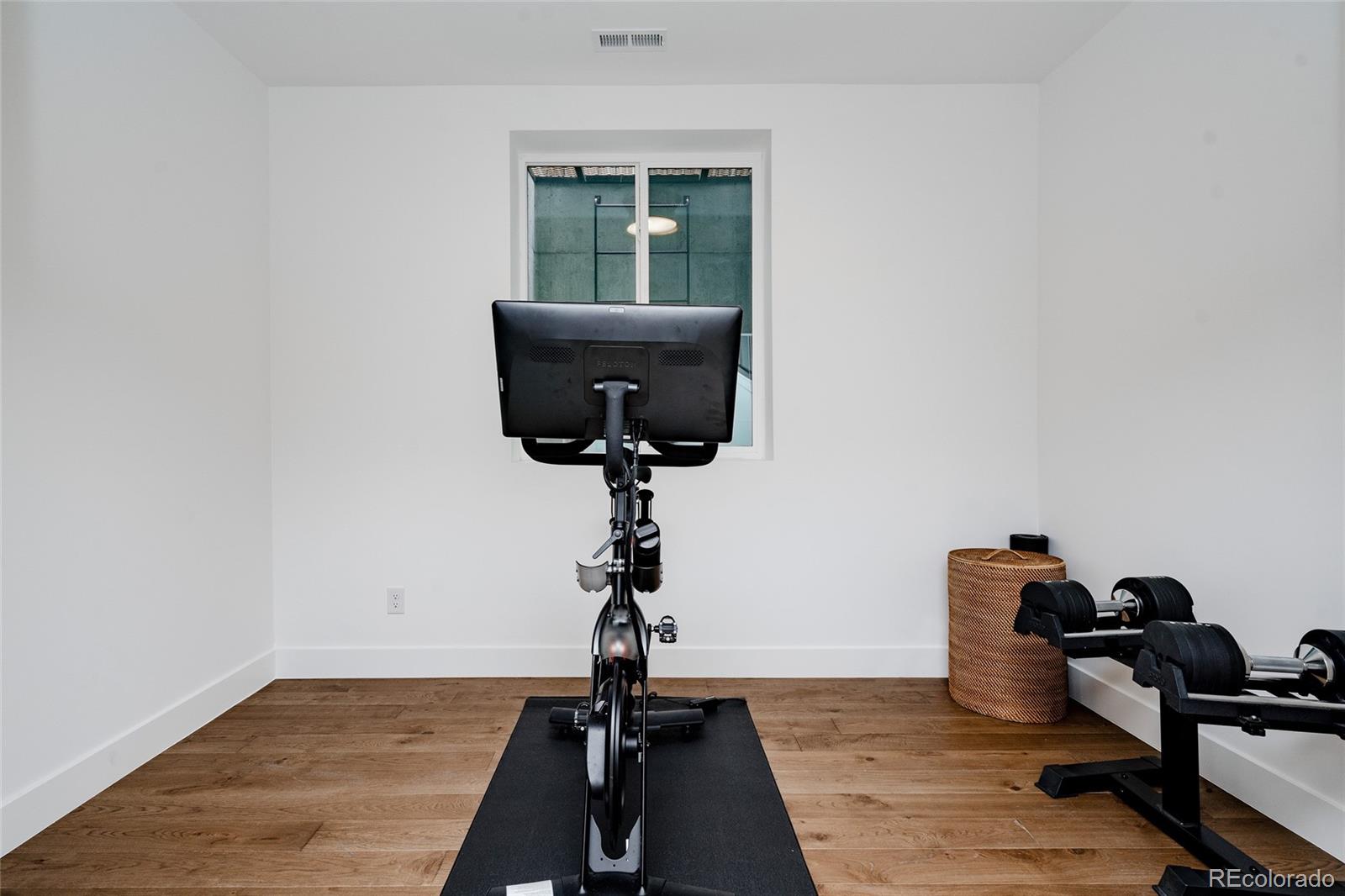 1271 Garfield Street