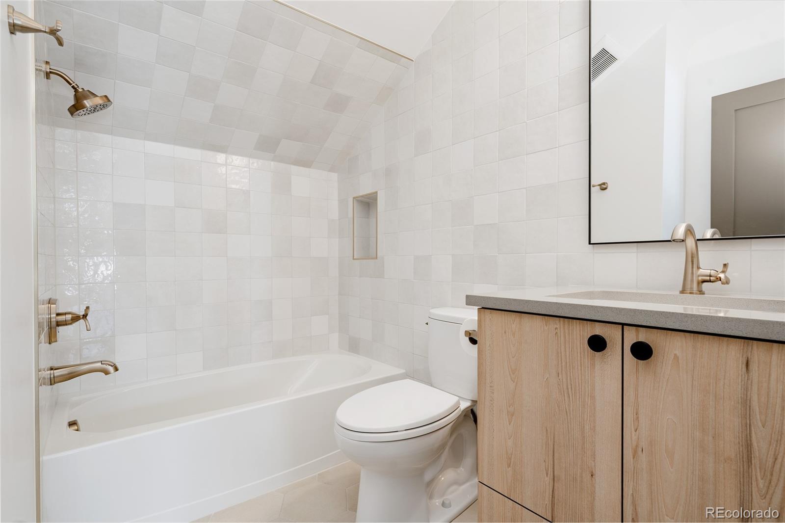 1271 Garfield Street