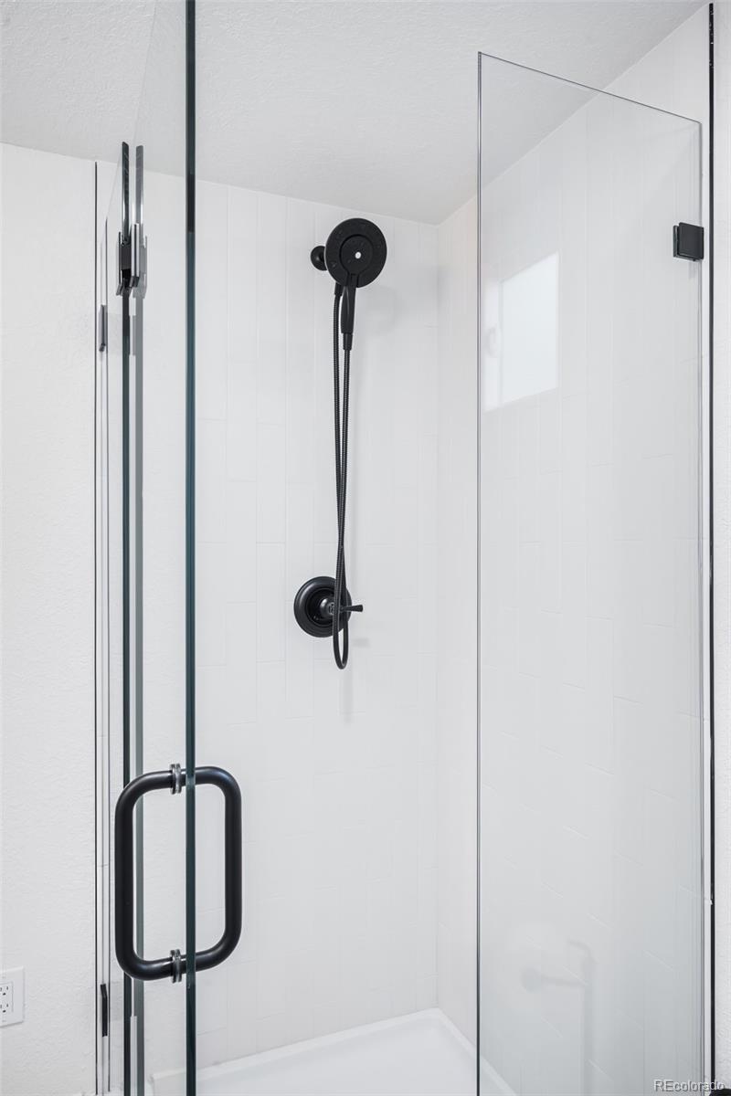 2864 S Raleigh Street